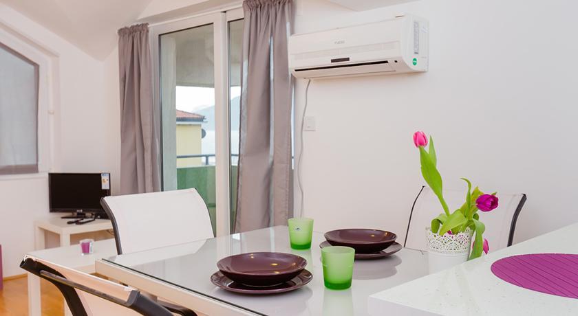 Apartments Risan Phòng bức ảnh