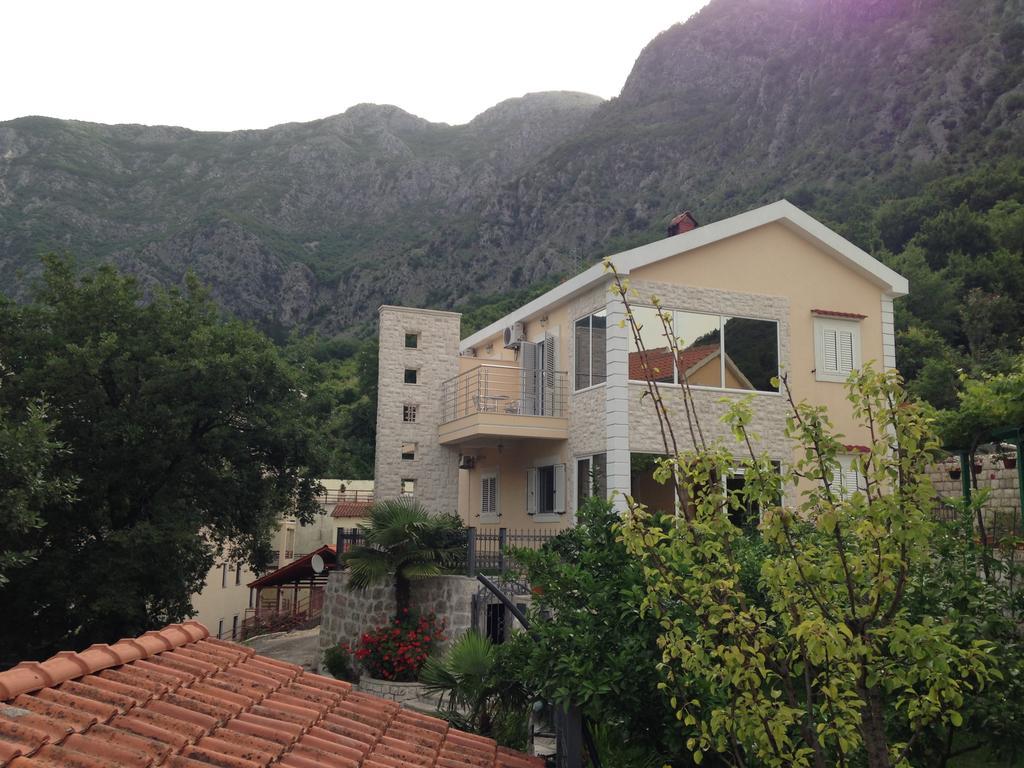 Apartments Risan Ngoại thất bức ảnh