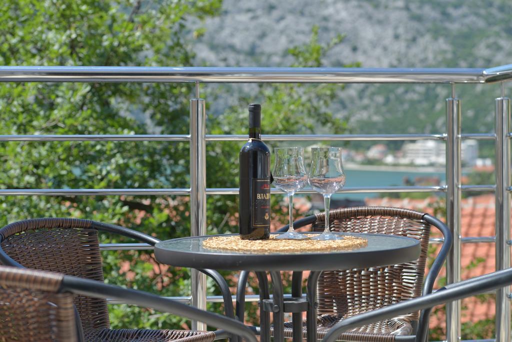 Apartments Risan Ngoại thất bức ảnh