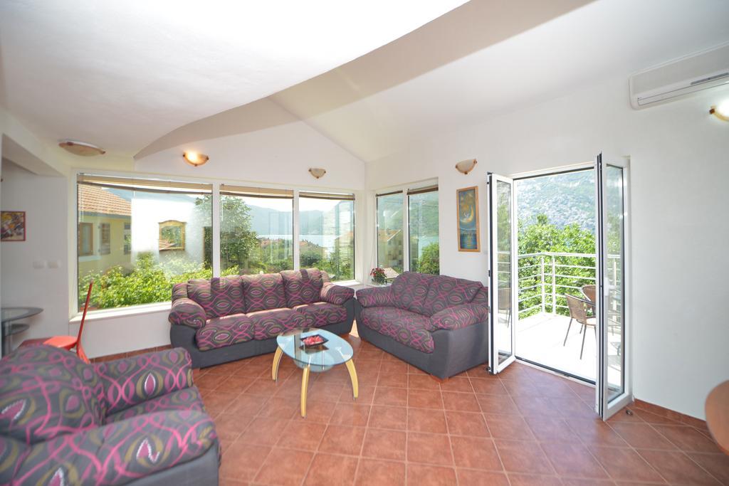 Apartments Risan Ngoại thất bức ảnh